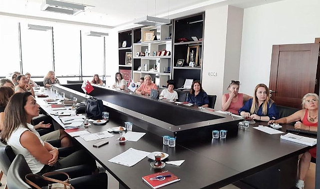 TOBB Çanakkale Kadın Girişimciler Kurulu İşbirliğinde İşletme Merceği Bilgilendirme Toplantısı Düzenlendi