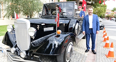 Atatürk'ün makam aracı Ezine'de