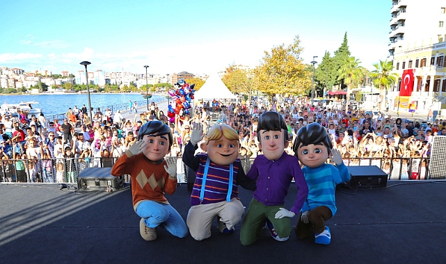 Çocukları eğlendiren festival