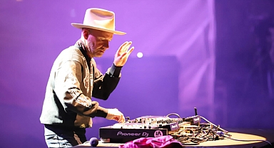 Festivalde Shantel rüzgarı