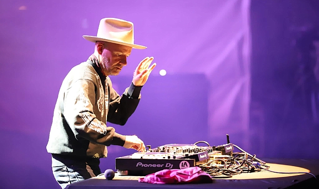 Festivalde Shantel rüzgarı