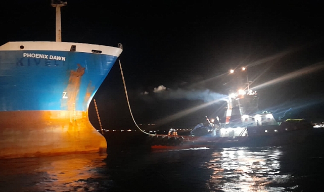 Gelibolu açıklarında makine arızası yaptı