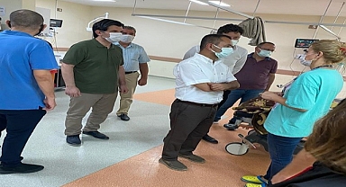 Kazada yaralanan vatandaşları ziyaret etti