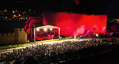 Kilitbahir Kalesi'nde konser