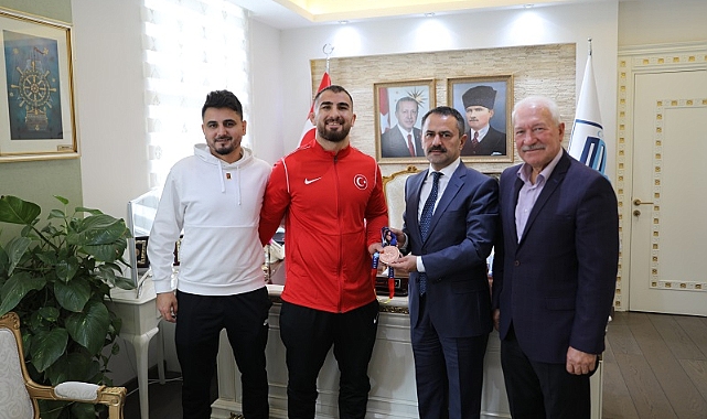 Aktürk&#039;ten Vali Aktaş&#039;a ziyaret