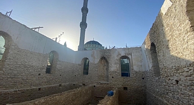 Çınarlı Köyü'nde tarihi cami restore ediliyor