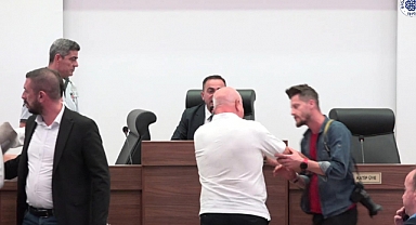 Erdoğan; "Meclis adabını bilmeyenler şimdi mağduriyeti oynamasın"