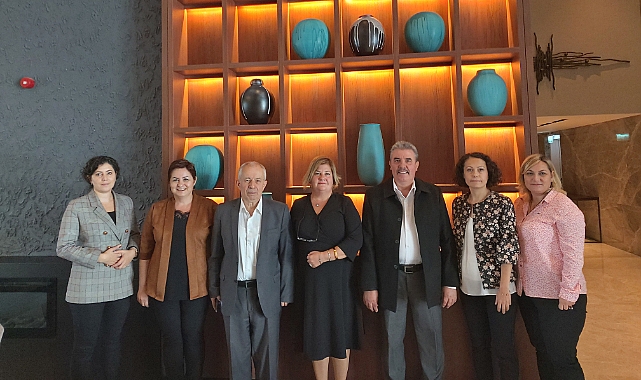 Sezer; &quot;Büyüyen bir aileyiz&quot;