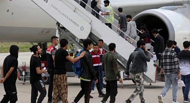 104 bin 272 göçmen sınır dışı edildi