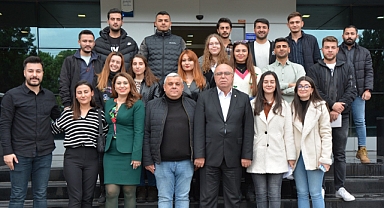 Başkan Deniz gençlerle buluştu