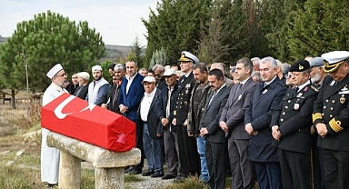 Dualarla uğurlandı