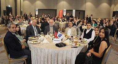 Hilton Otel'de "30. Yıl Gala Gecesi"