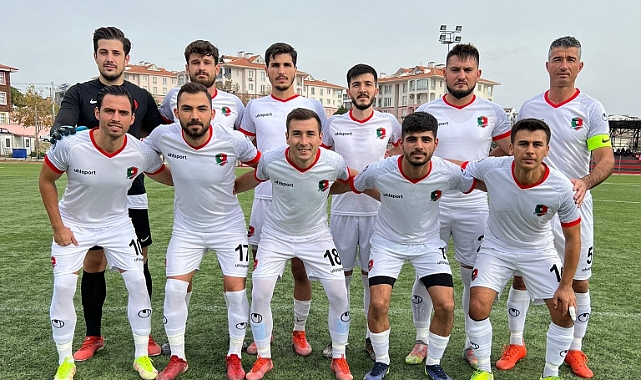 Üç puanı üç golle aldı