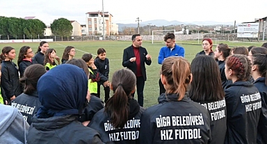 Kız Futbol Kursu'na yoğun ilgi