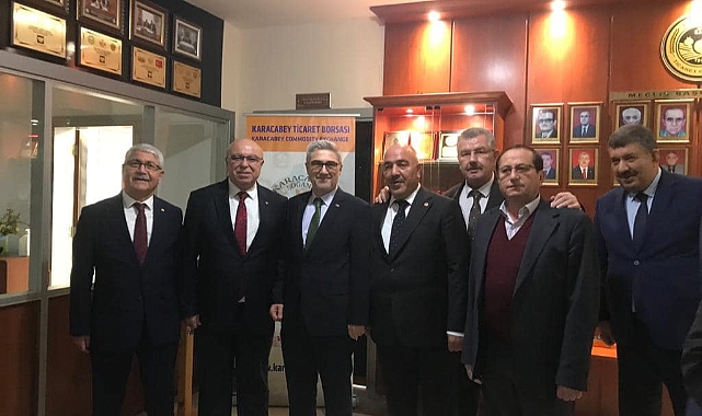 Başkan Deniz panele katıldı