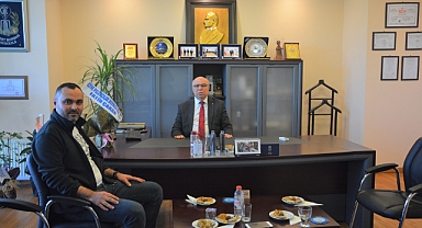 Çakar'dan Deniz'e tebrik