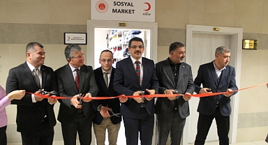 Kızılay Sosyal Market hizmette