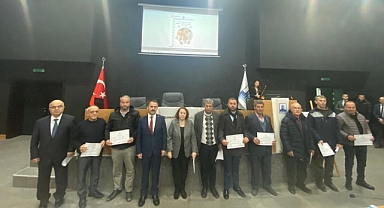 Muhtarlara belgeleri verildi