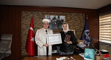 Ukraynalı kadın Müslüman oldu