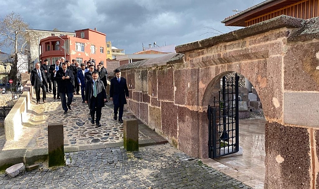 Vali Aktaş&#039;a Bayramiç brifingi