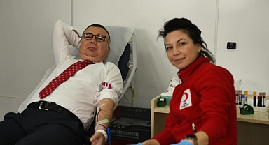 Başkan Arslan'dan kan bağışı
