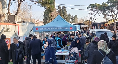 Depremzedeler için hayır çarşısı
