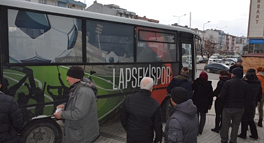 Lapsekililerden kan bağışı