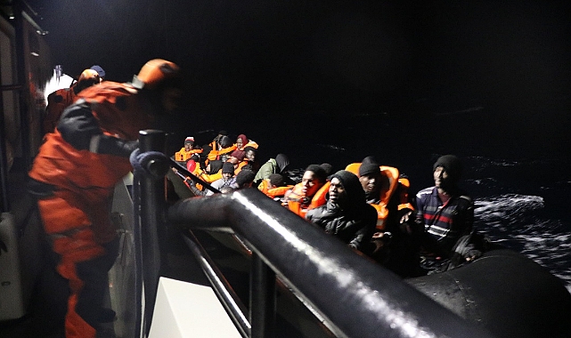 Ayvacık&#039;ta göçmen operasyonu