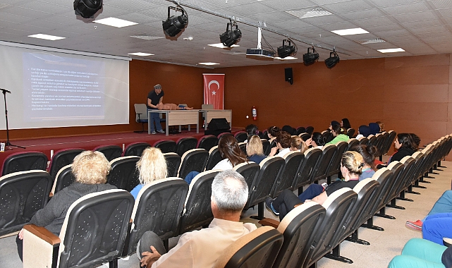 Hastane personeline eğitim