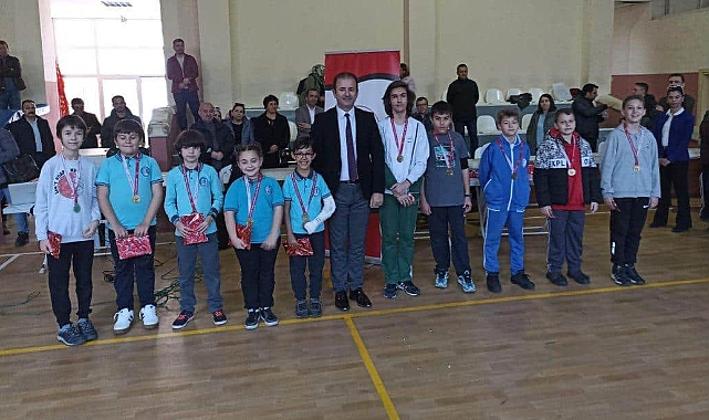 Ödüllerine kavuştular