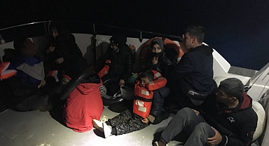 Ayvacık açıklarında 10 göçmen kurtarıldı