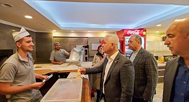 CHP'li Güneşhan'dan esnaf ziyareti