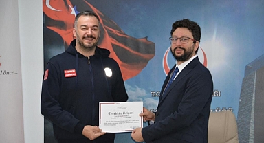 Deprem bölgesine giden ekipler onurlandırıldı