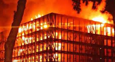 İzmir'de büyük site yangını