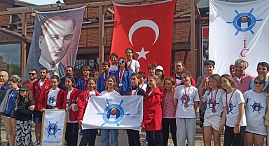 Yelken yarışları nefes kesti