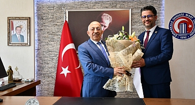 ÇOMÜ'de Rektörlük Devir Teslim Töreni