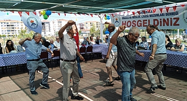 ÇEMLİS-DER'de bayramlaşma