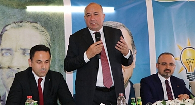 Gider; “Kavga ederler diye heveslenmeyin, işinize bakın”