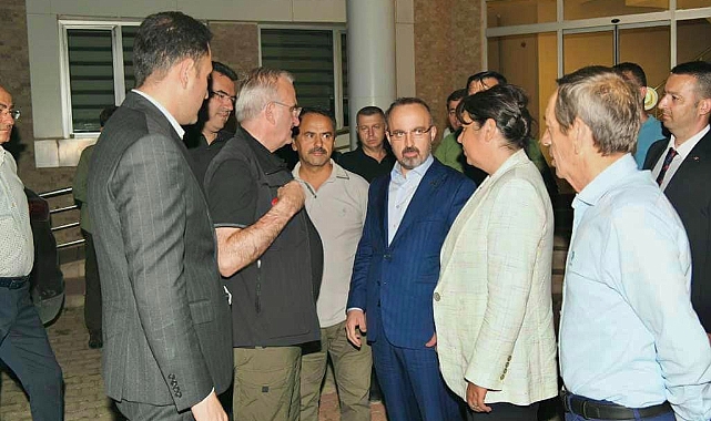 Bülent Turan yangın bölgesinde