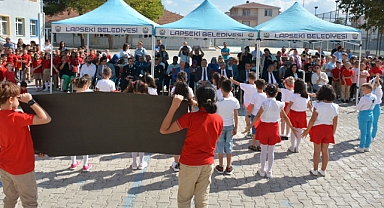 Lapseki'de İlköğretim Haftası kutlandı