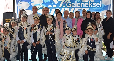 Lapseki'de Sünnet Şöleni