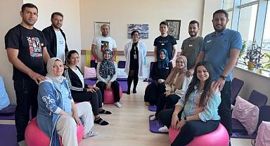 Gebe Okulu'nda anne ve baba adaylarına eğitim veriliyor