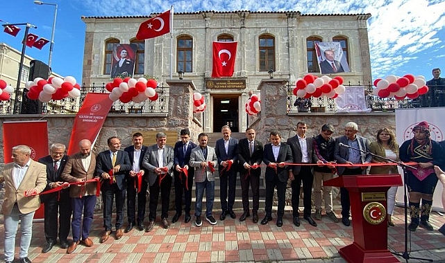 Halk Kütüphanesi açıldı