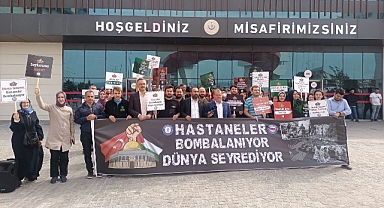 Sağlıkçılar, İsrail'i protesto etti