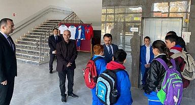 Vali Aktaş'tan okul incelemesi