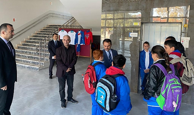 Vali Aktaş&#039;tan okul incelemesi