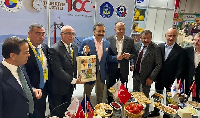 ÇTSO Başkanı Semizoğlu YÖREX Yöresel Ürünler Fuarı&#039;nda