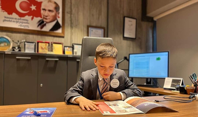 Troya Müzesi&#039;ni bir günlüğüne çocuklar yönetti