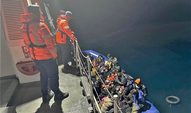 Ayvacık&#039;ta 67 kaçak göçmen yakalandı