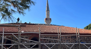 Ezine Ulu Cami restore ediliyor